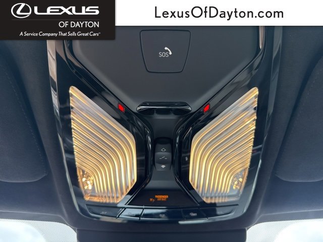 Used 2023 BMW X7 M60i w/ Executive Package image 32