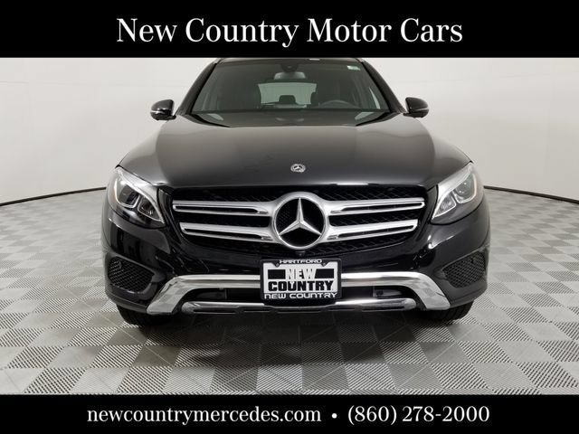 Used 2018 Mercedes-Benz GLC 300 4MATIC image 3