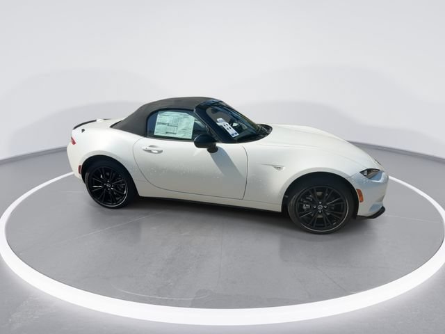 New 2026 MAZDA MX-5 Miata Club w/ Interior Package RWD image 9