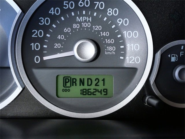 Used 2005 Mercury Mariner Luxury image 21