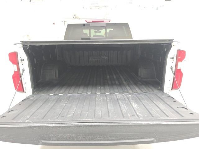 Certified 2022 Chevrolet Silverado 1500 High Country w/ LPO, Dark Essentials Package image 26