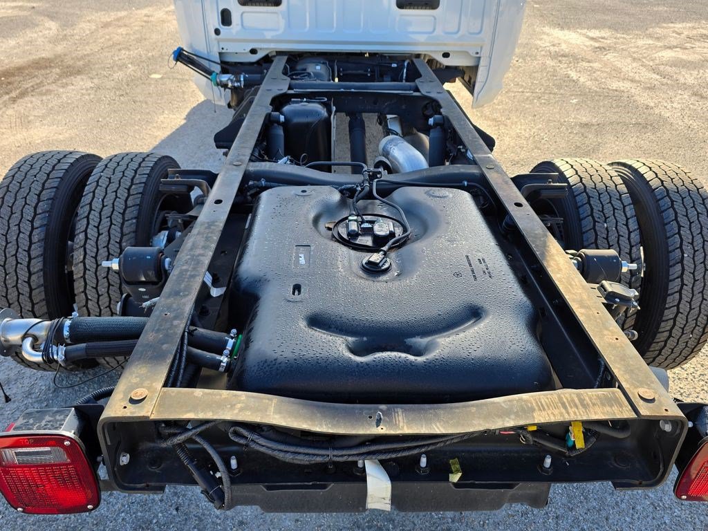 New 2025 RAM 5500 Tradesman AWD/4WD image 6
