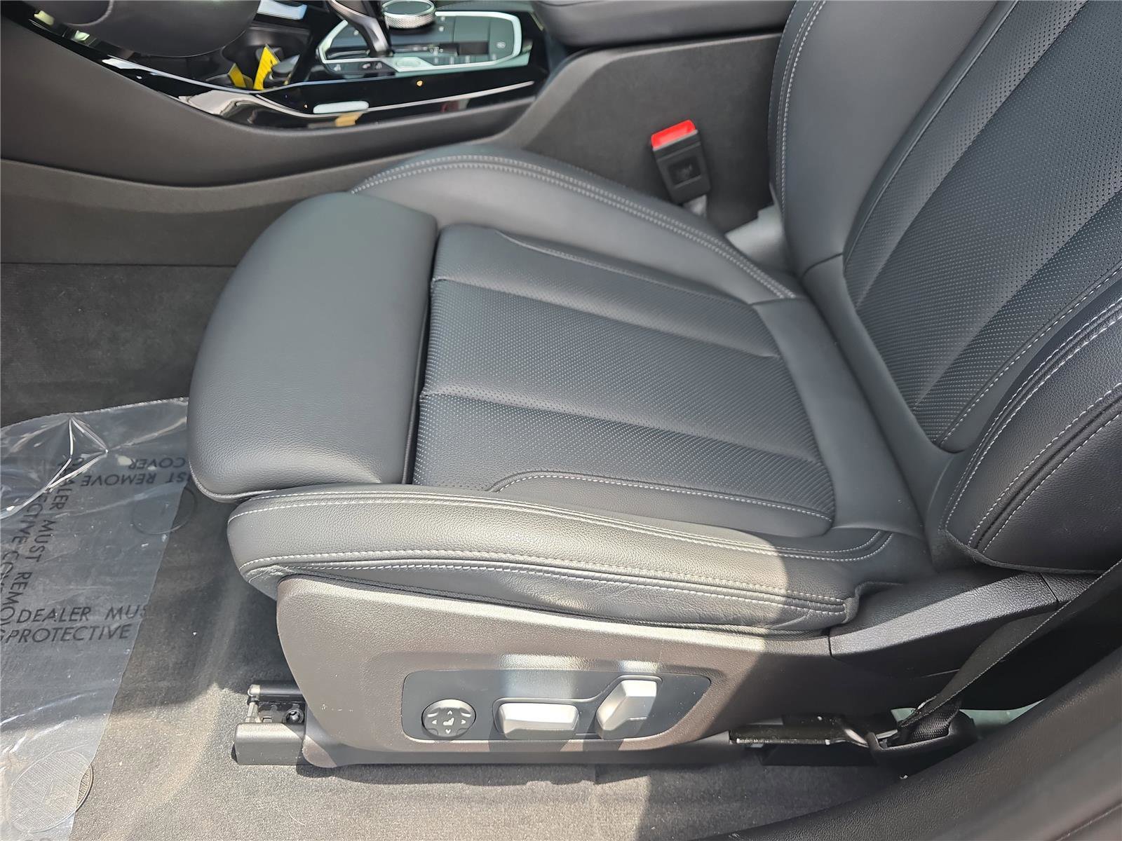 Used 2022 BMW X3 sDrive30i w/ M Sport Package image 14