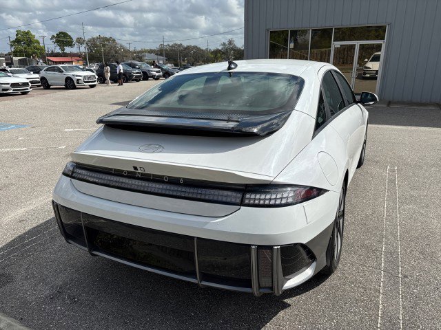 Used 2025 Hyundai Ioniq 6 SE image 9