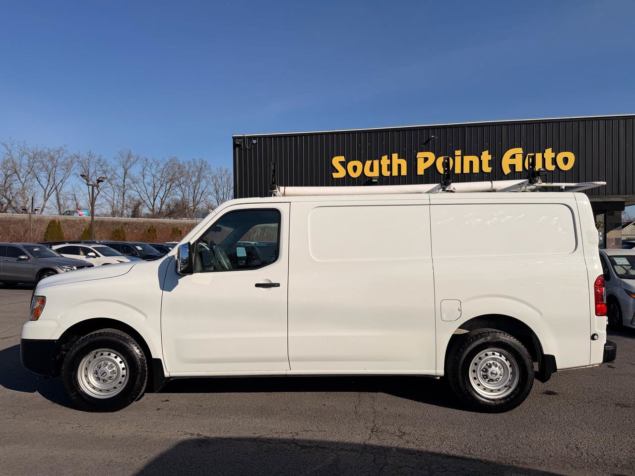 Used 2020 Nissan NV 3500 S RWD image 8