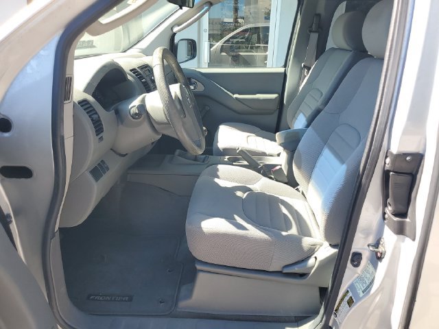 Used 2009 Nissan Frontier XE w/ XE Preferred Pkg RWD image 16