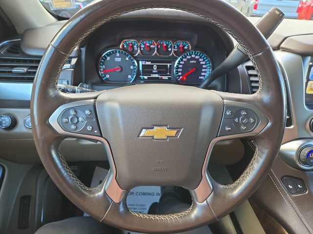 Used 2019 Chevrolet Suburban LT w/ Luxury Package AWD/4WD image 17