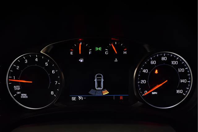 Used 2022 GMC Terrain SLE w/ Driver Convenience Package FWD image 14