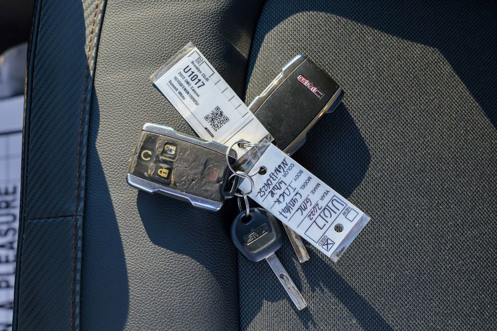 Used 2022 GMC Canyon AT4 image 51