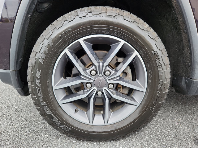 Used 2019 Jeep Grand Cherokee Limited w/ Trailer Tow Group IV AWD/4WD image 8