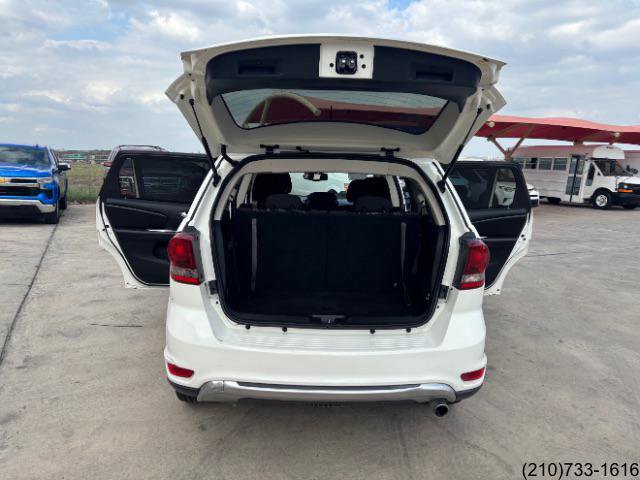 Used 2017 Dodge Journey Crossroad w/ Mopar Chrome Accent Package FWD image 25