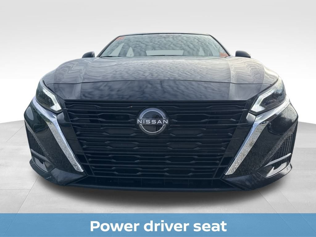 Used 2025 Nissan Altima 2.5 SV image 21