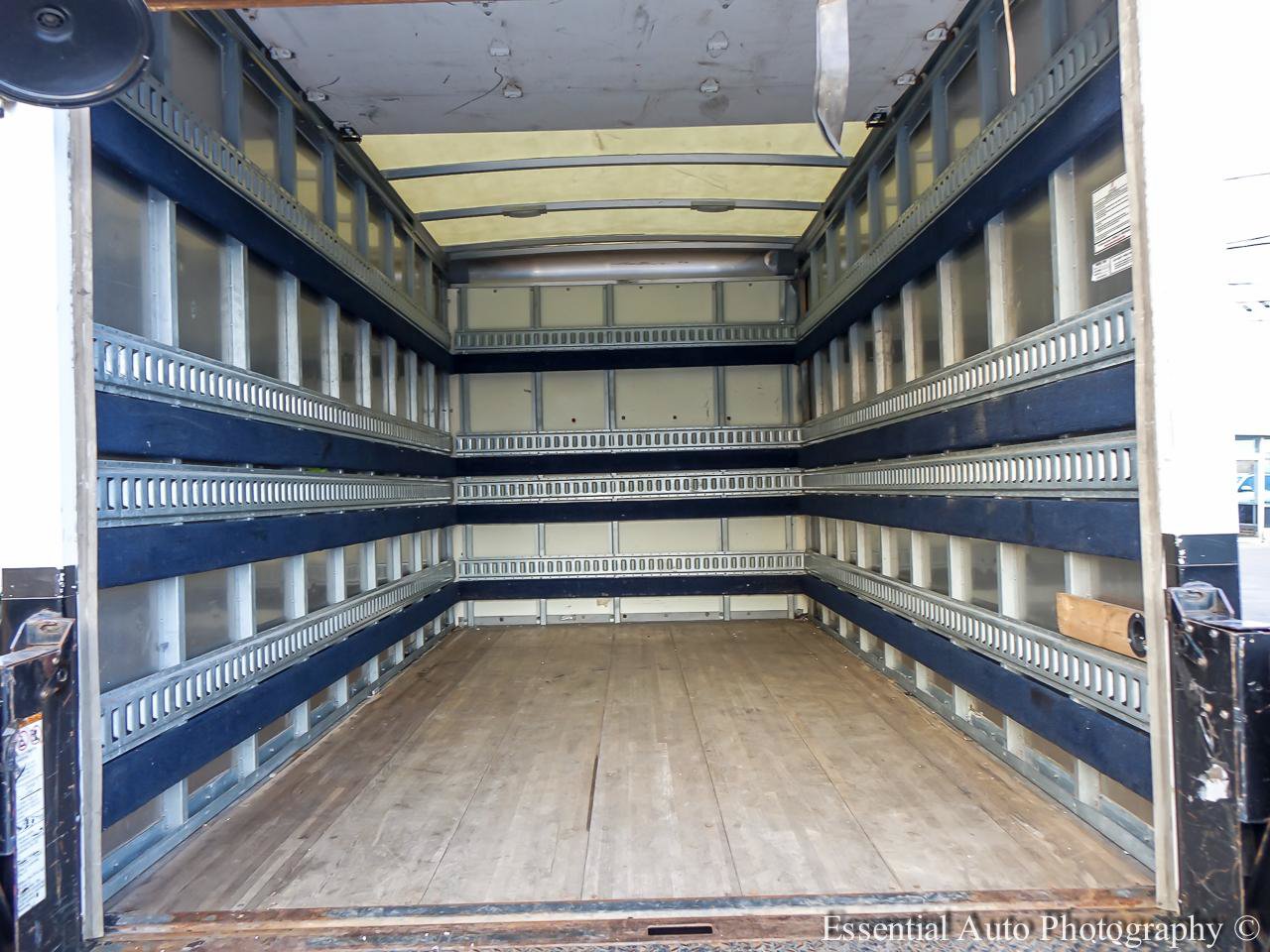 Used 2020 Chevrolet Express 3500 RWD image 15