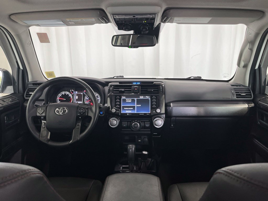 Used 2021 Toyota 4Runner Venture w/ Moonroof Package AWD/4WD image 10