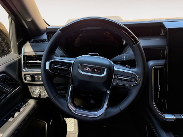 Used 2025 GMC Yukon XL Elevation w/ Elevation Premium Package AWD/4WD image 12