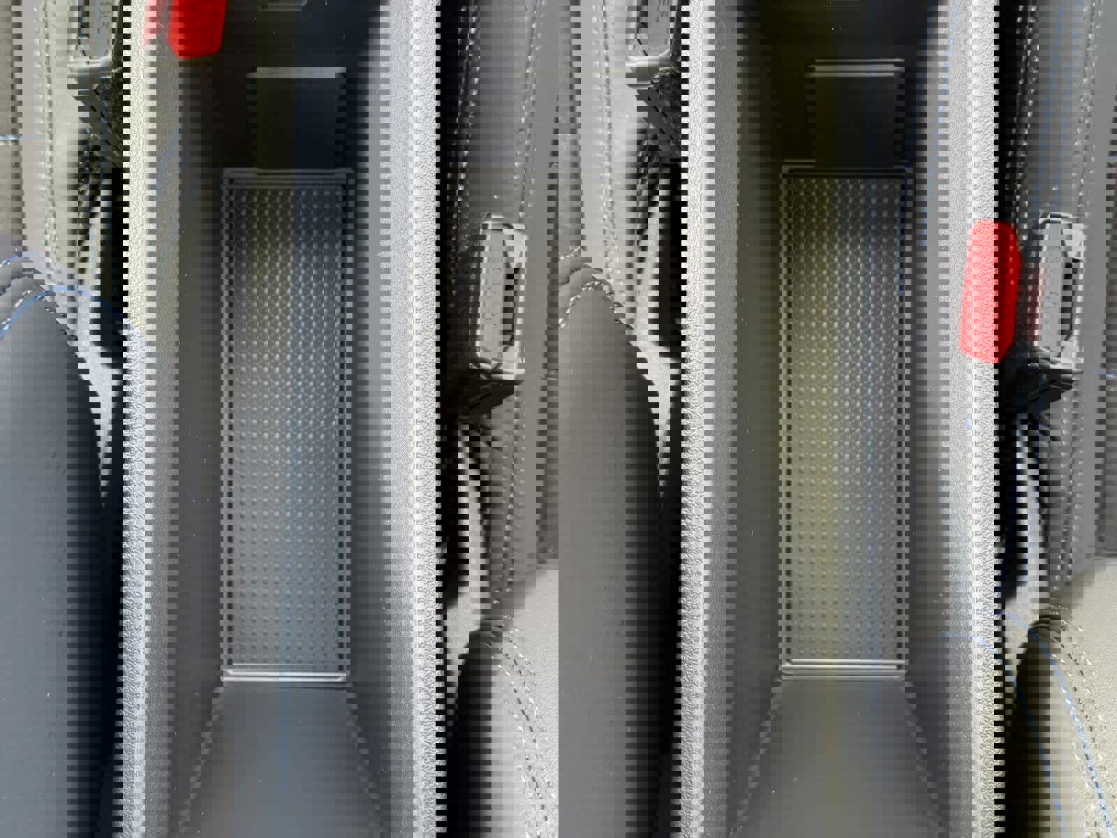 New 2025 BMW M235i xDrive w/ M Performance Package image 28