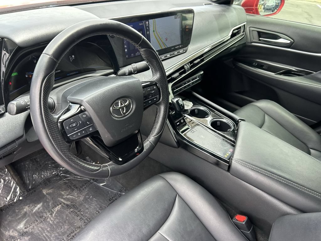 Used 2022 Toyota Mirai w/ Advanced Technology Package RWD image 19