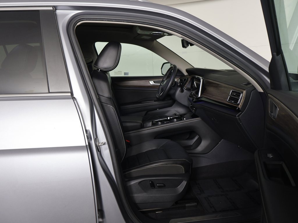 Used 2024 Volkswagen Atlas SEL image 36