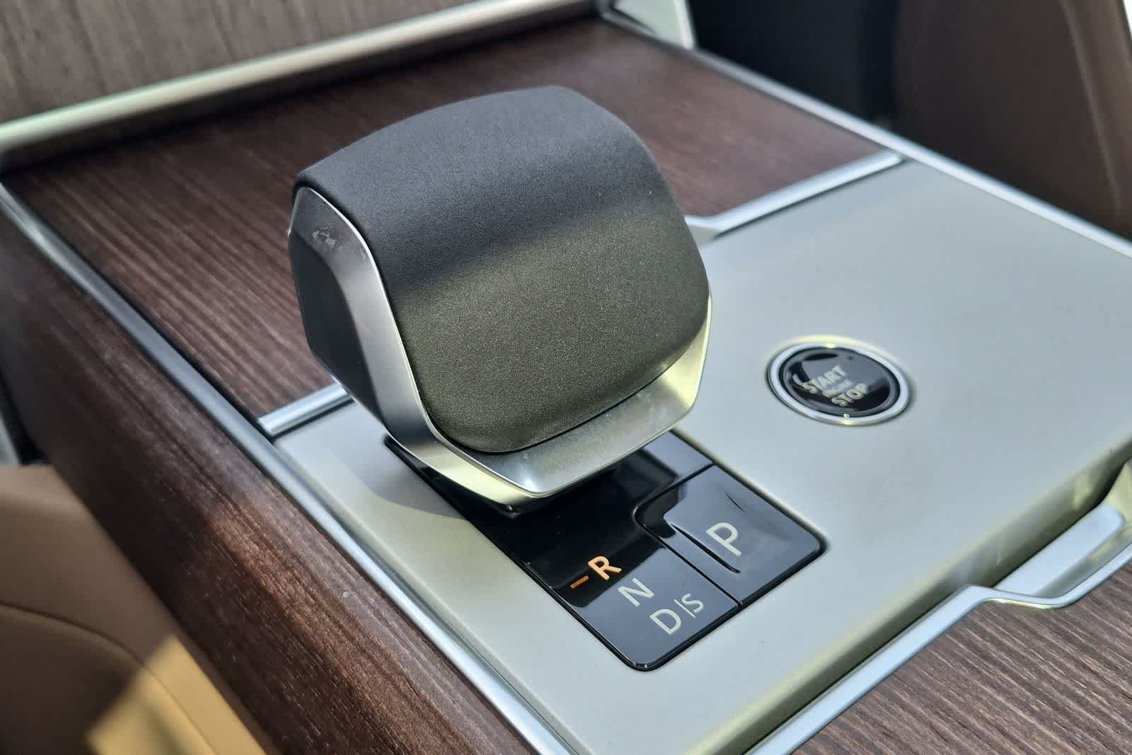 New 2026 Land Rover Range Rover SE AWD/4WD image 32