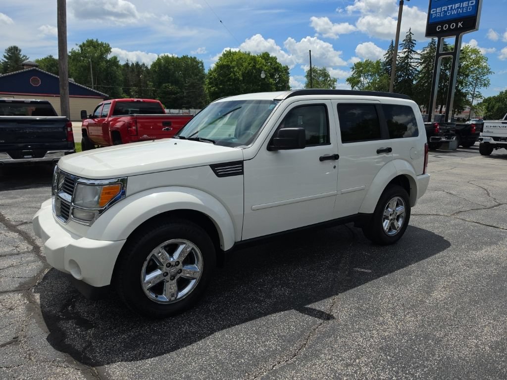 Used 2008 Dodge Nitro SXT w/ Sun & Wheels Group AWD/4WD image 3