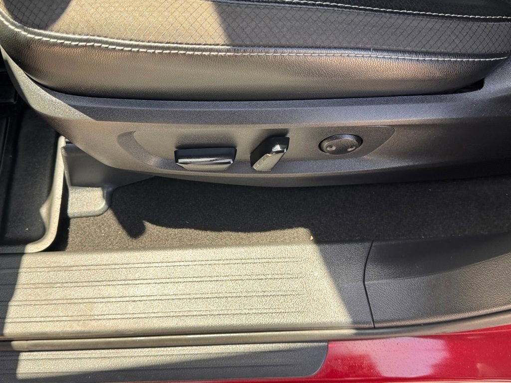 Certified 2023 Nissan Pathfinder SL w/ SL Premium Package FWD image 12