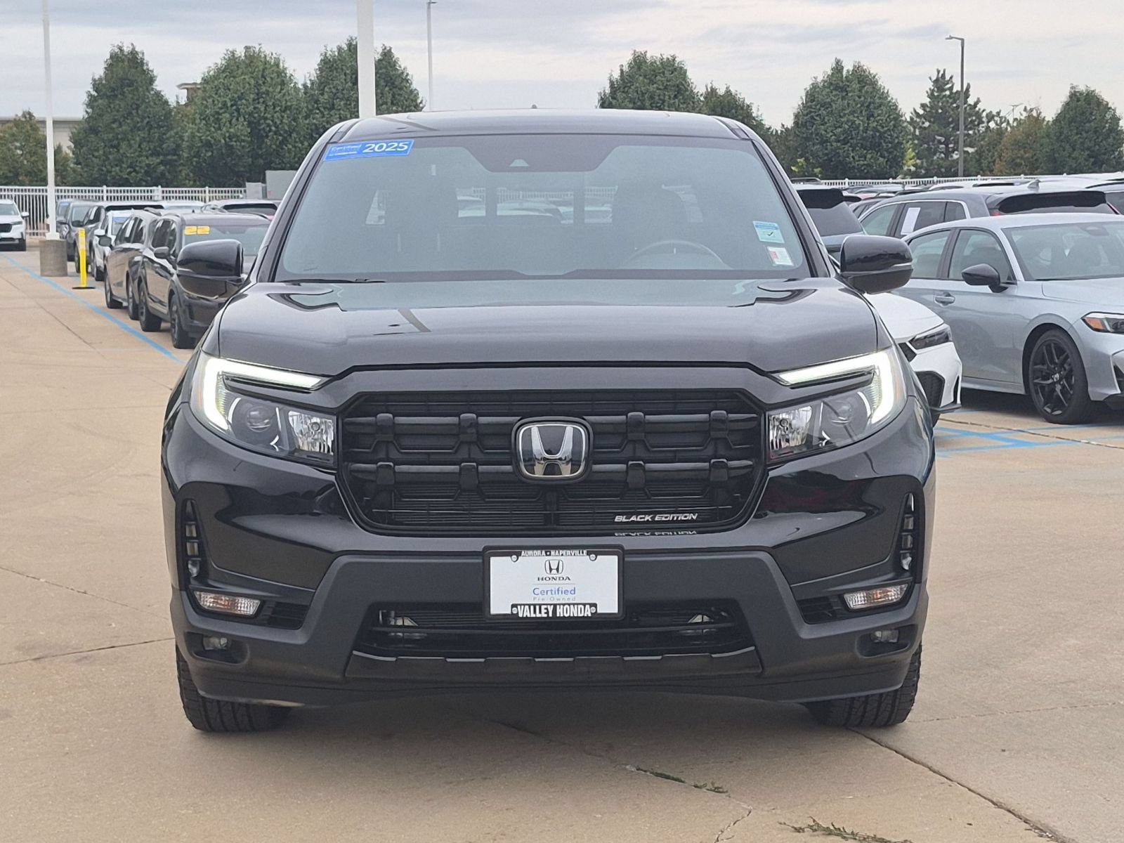 Certified 2025 Honda Ridgeline Black Edition image 3
