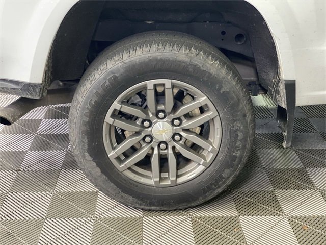 Used 2023 Chevrolet Colorado LT w/ LT Convenience Package II image 18