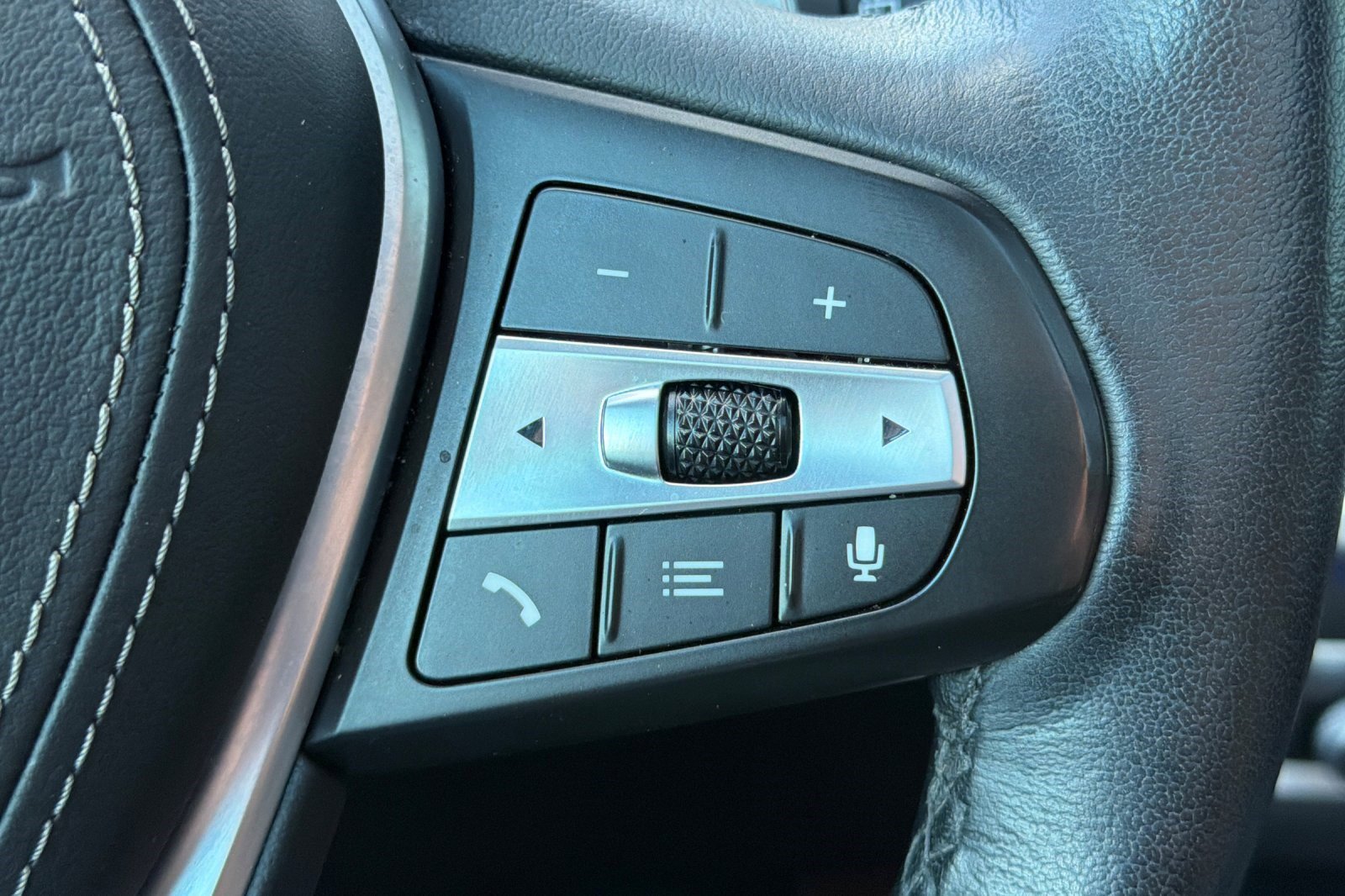 Certified 2023 BMW X5 xDrive40i w/ Premium Package image 32