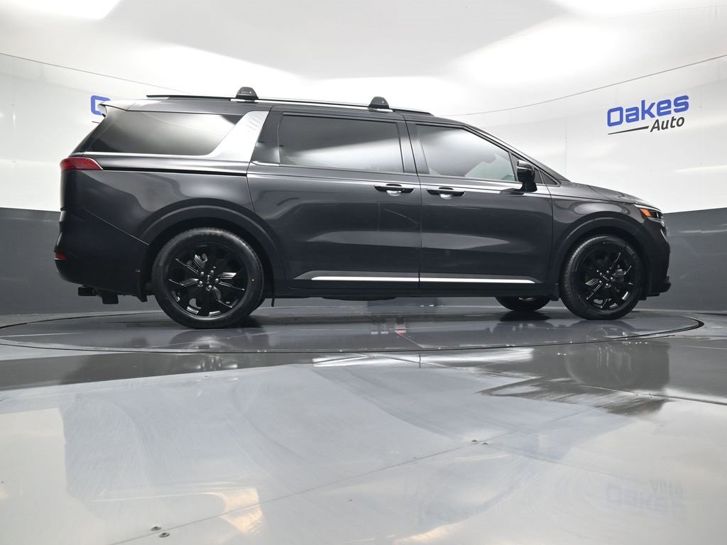 Certified 2022 Kia Carnival SX w/ Paint Protection Package image 48