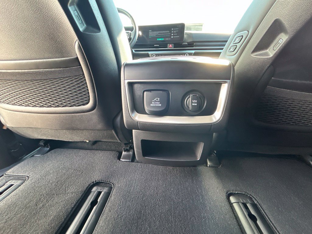 Certified 2026 Kia Carnival SX FWD image 17