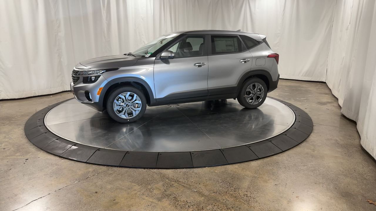 New 2026 Kia Seltos LX image 5