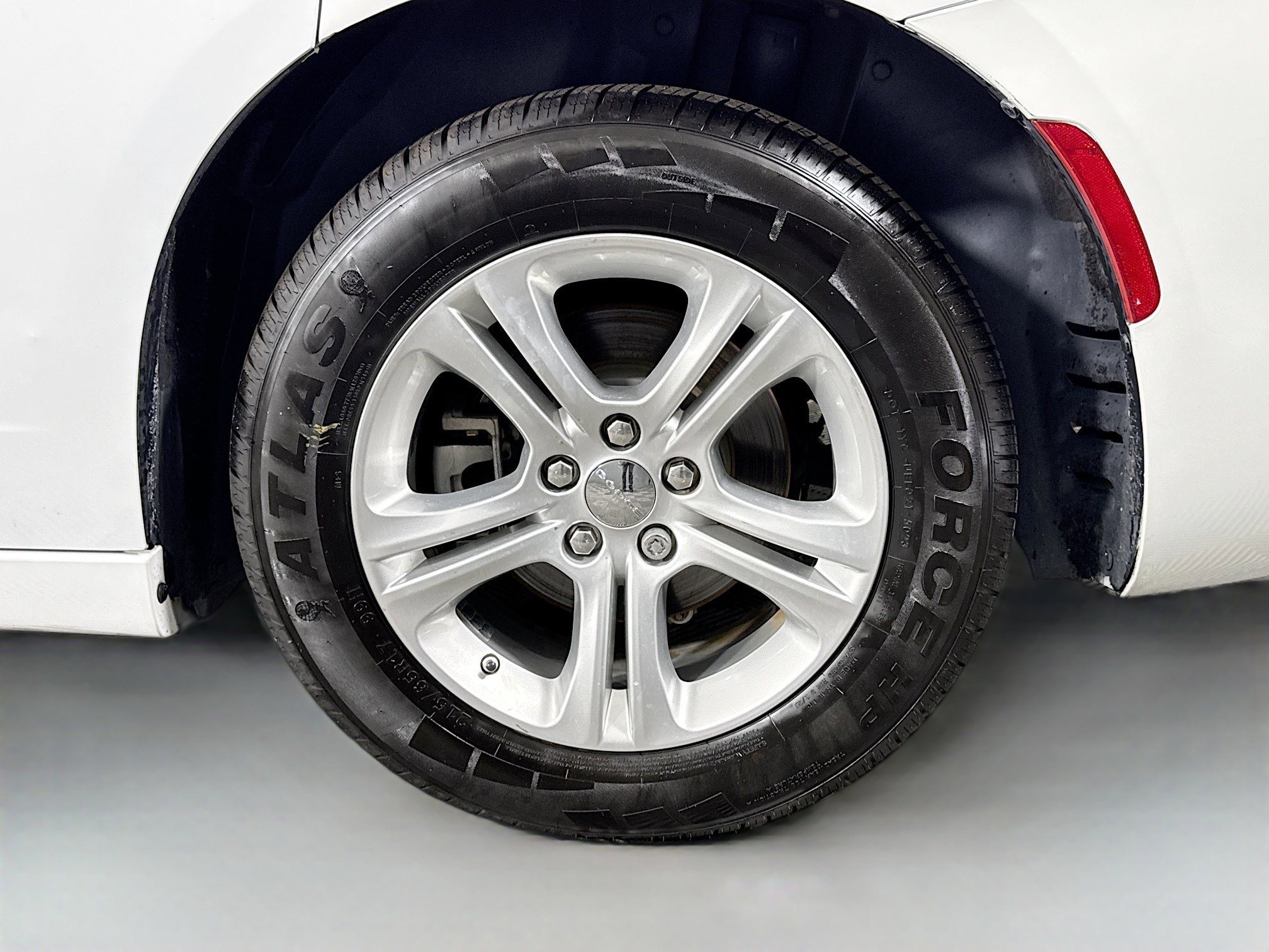 Used 2022 Dodge Charger SXT image 37