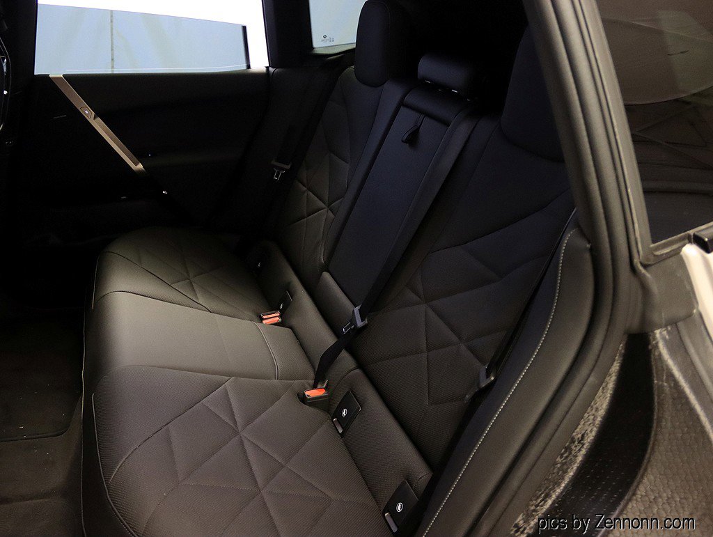 Used 2026 BMW iX xDrive45 w/ Premium Package image 13