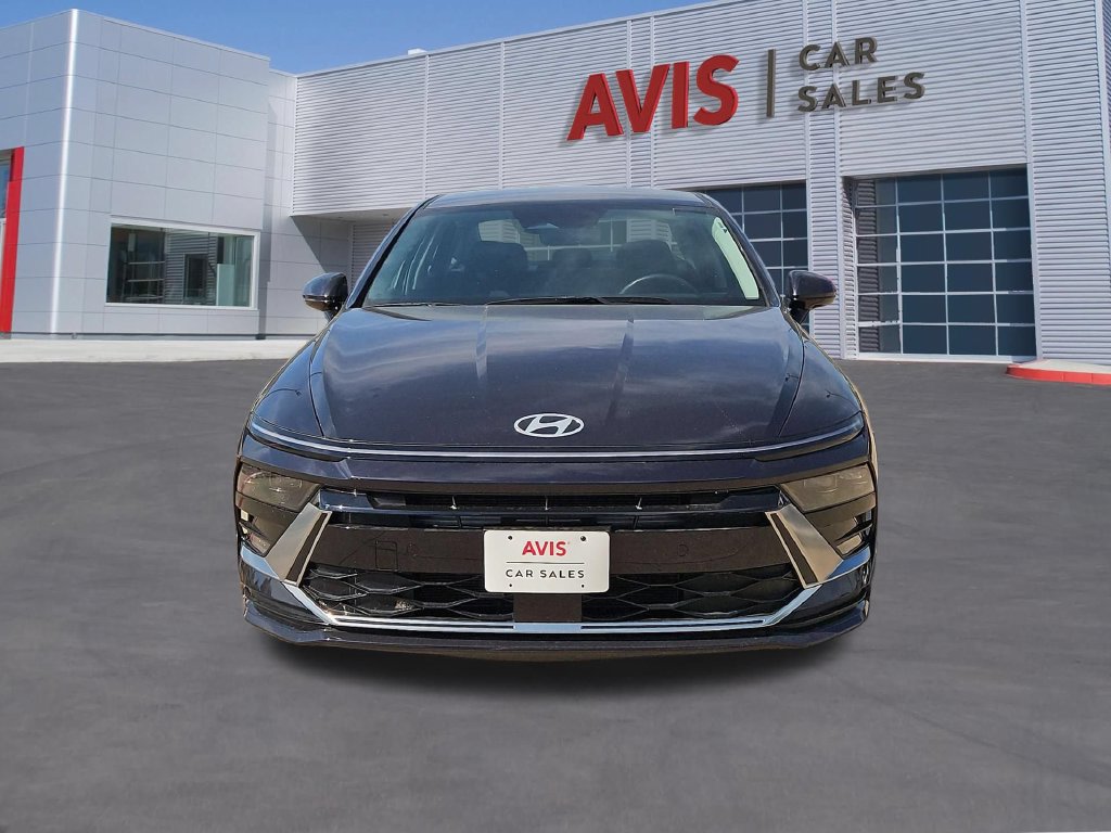 Used 2025 Hyundai Sonata SEL FWD image 2