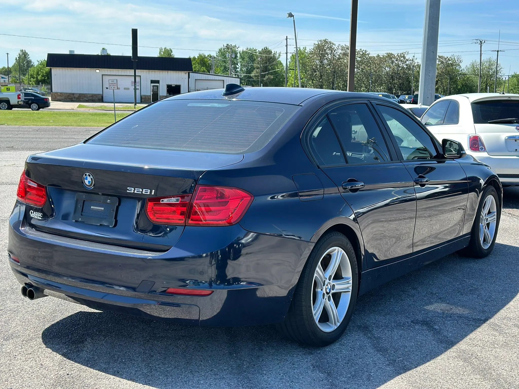 Used 2015 BMW 328i Sedan RWD image 6