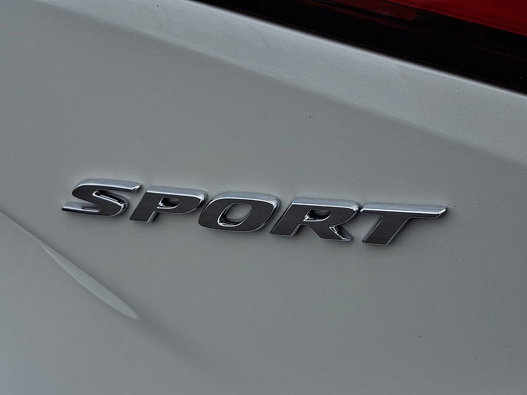 Used 2025 Honda Civic Sport image 28