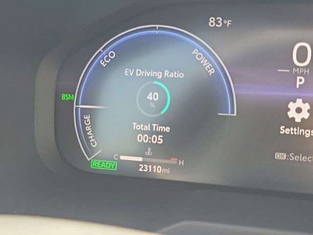 Certified 2025 Toyota RAV4 Limited w/ Advanced Technology Package image 33