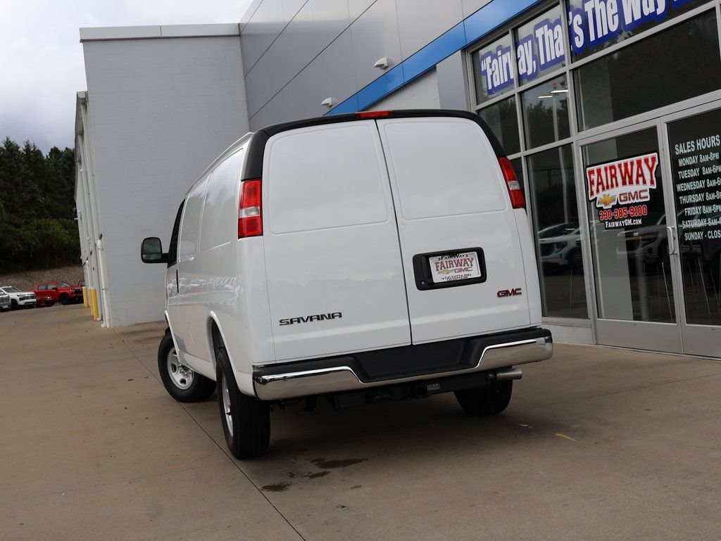 New 2025 GMC Savana 2500 w/ Enhanced Convenience Package RWD image 31