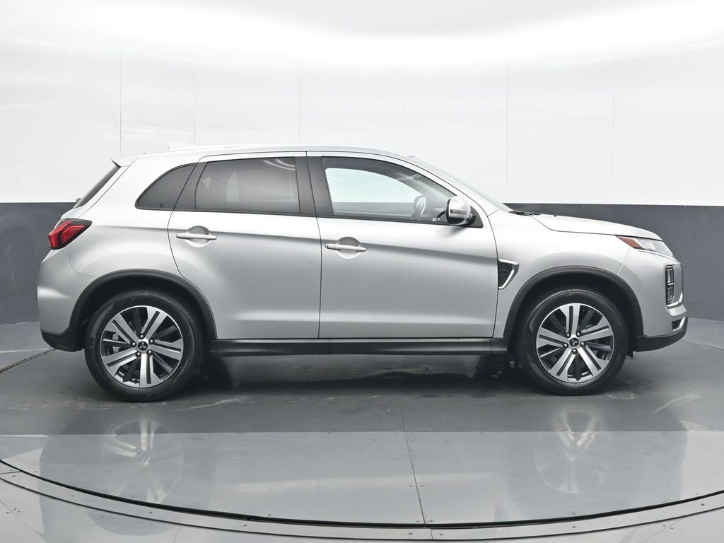 Used 2024 Mitsubishi Outlander Sport SE AWD/4WD image 7