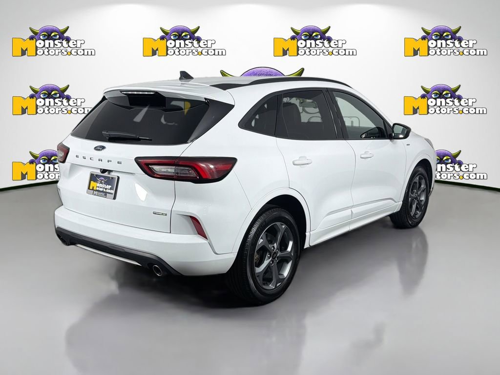 Used 2023 Ford Escape ST-Line w/ Equipment Group 301A image 5