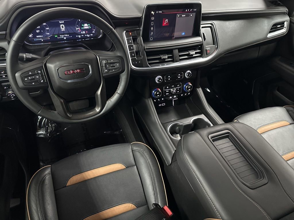 Used 2024 GMC Yukon AT4 w/ Technology Package image 13