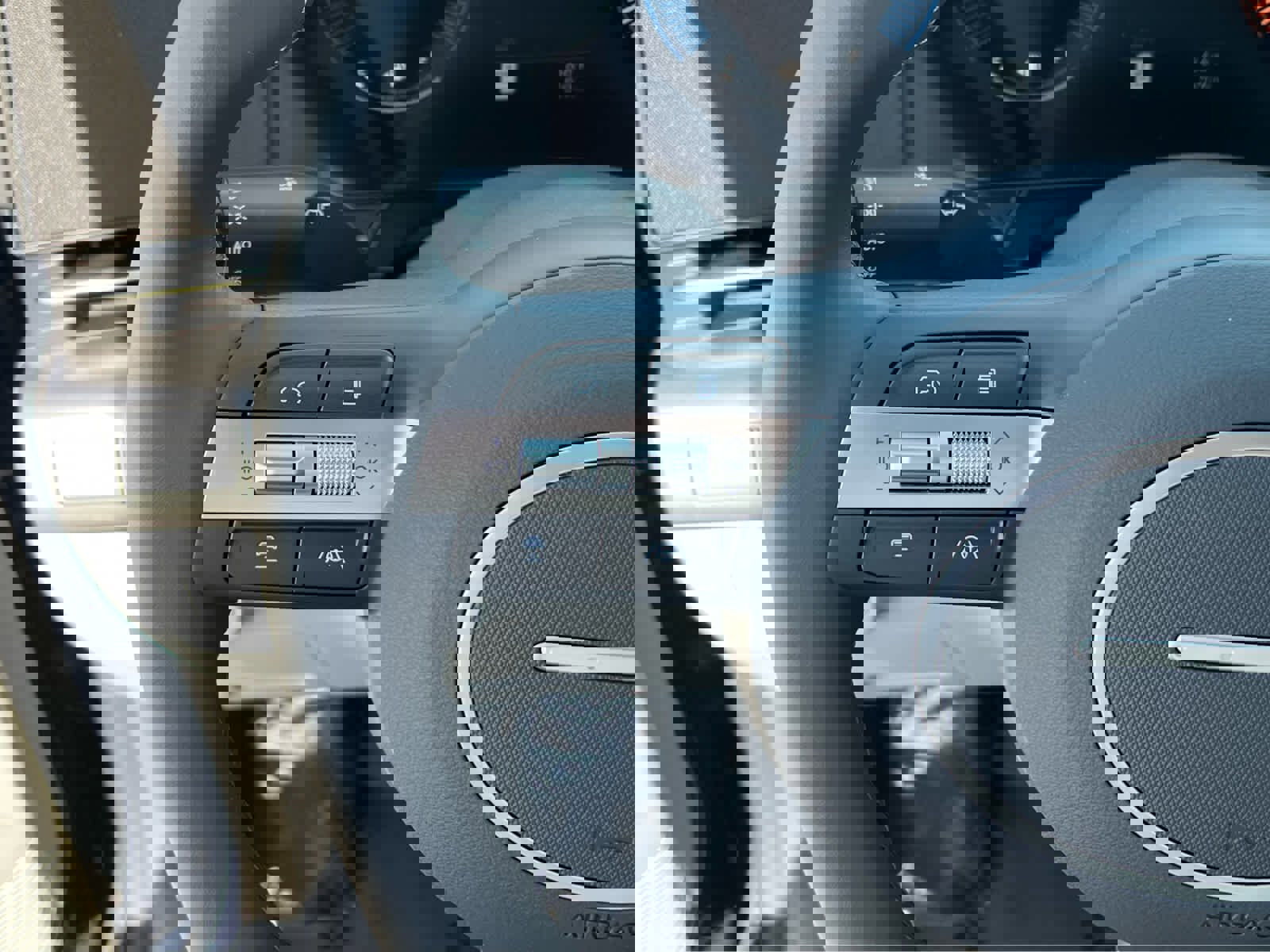 Certified 2026 Hyundai Kona SEL Sport image 32