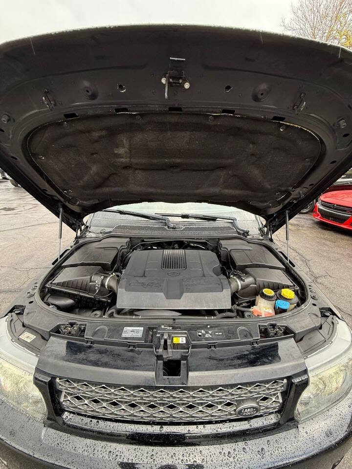 Used 2013 Land Rover Range Rover Sport HSE w/ HSE Silver Pkg image 26