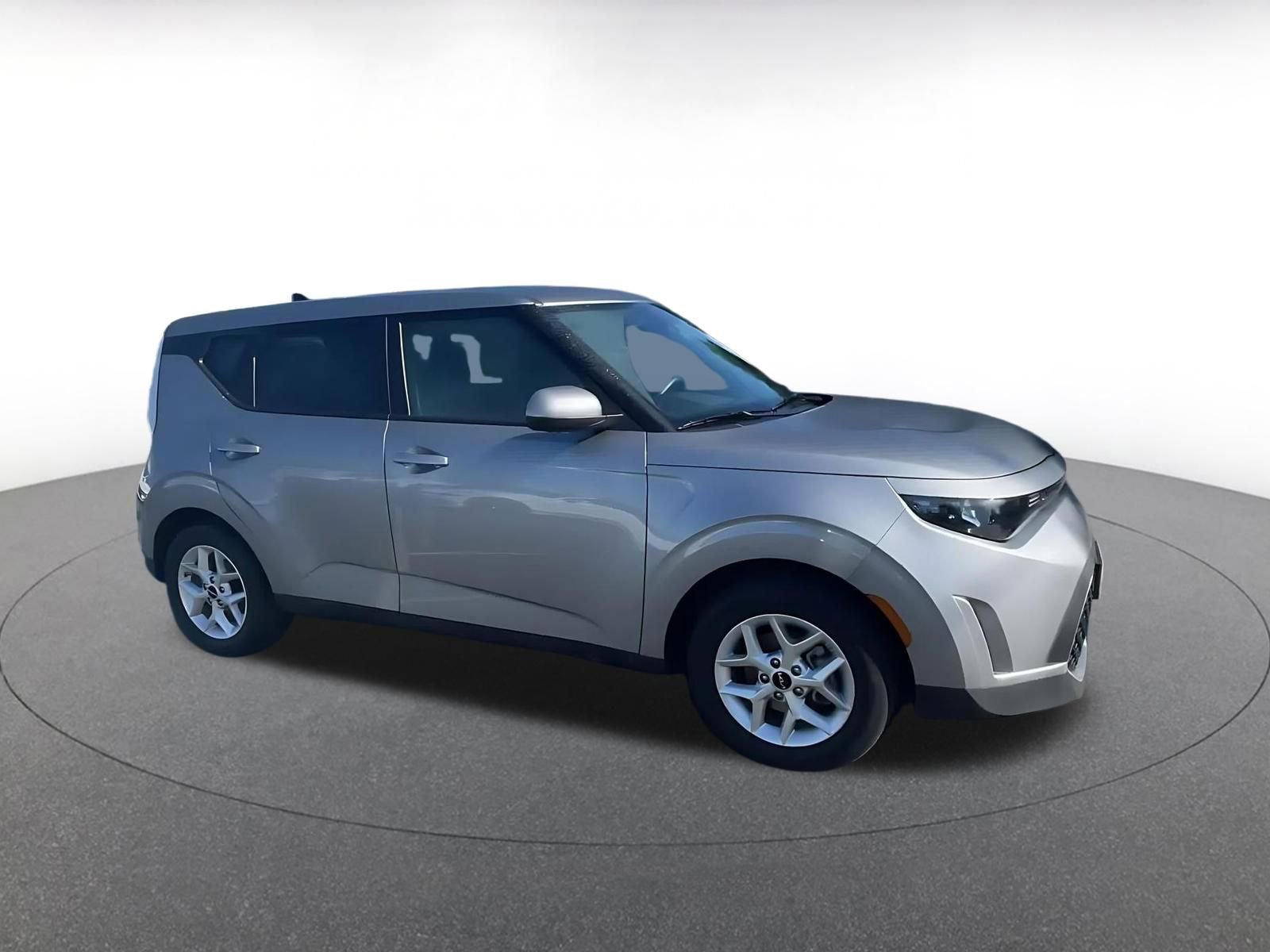 Used 2025 Kia Soul LX w/ LX Technology Package FWD video 2