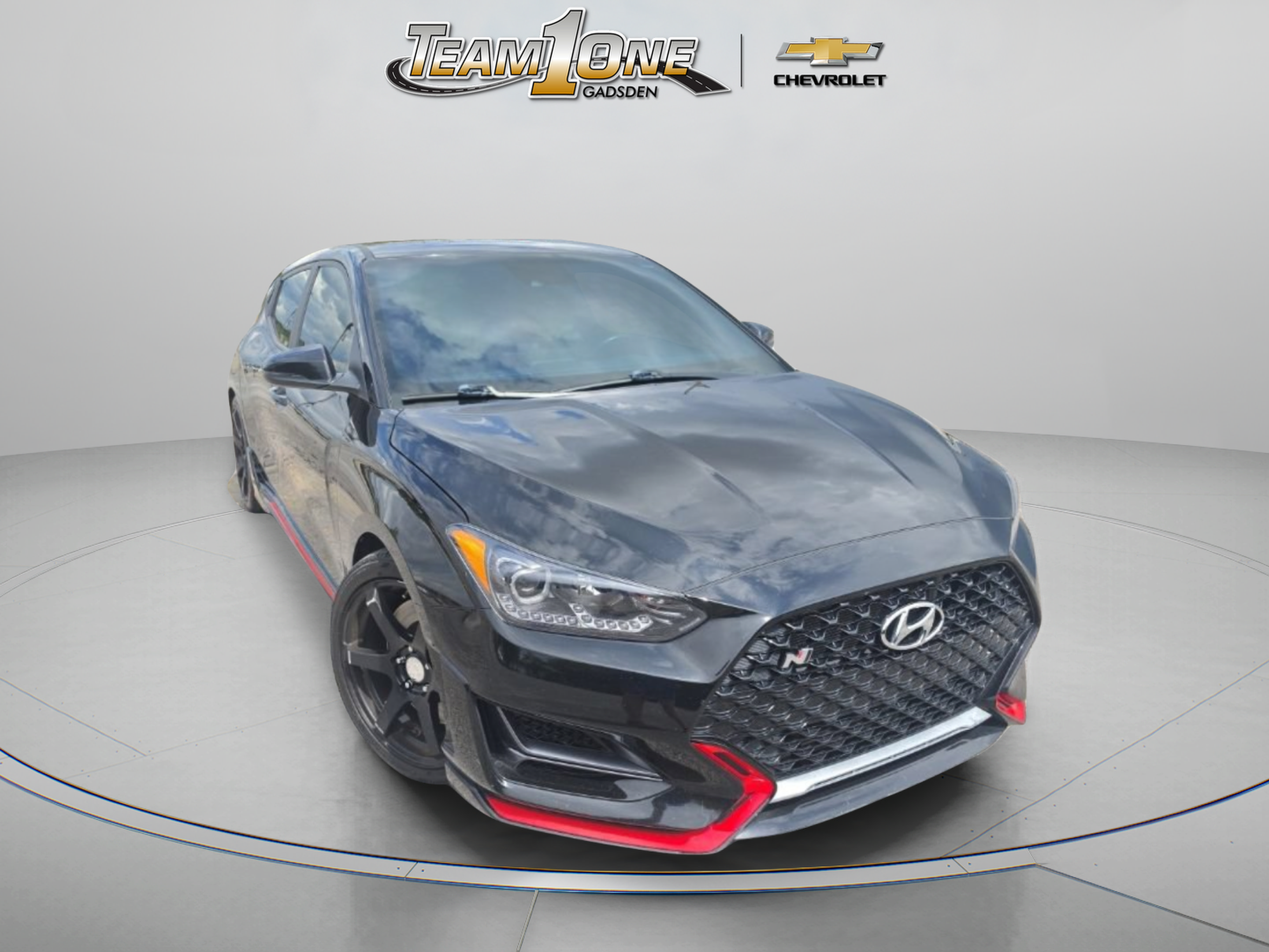 Used 2022 Hyundai Veloster N FWD image 1