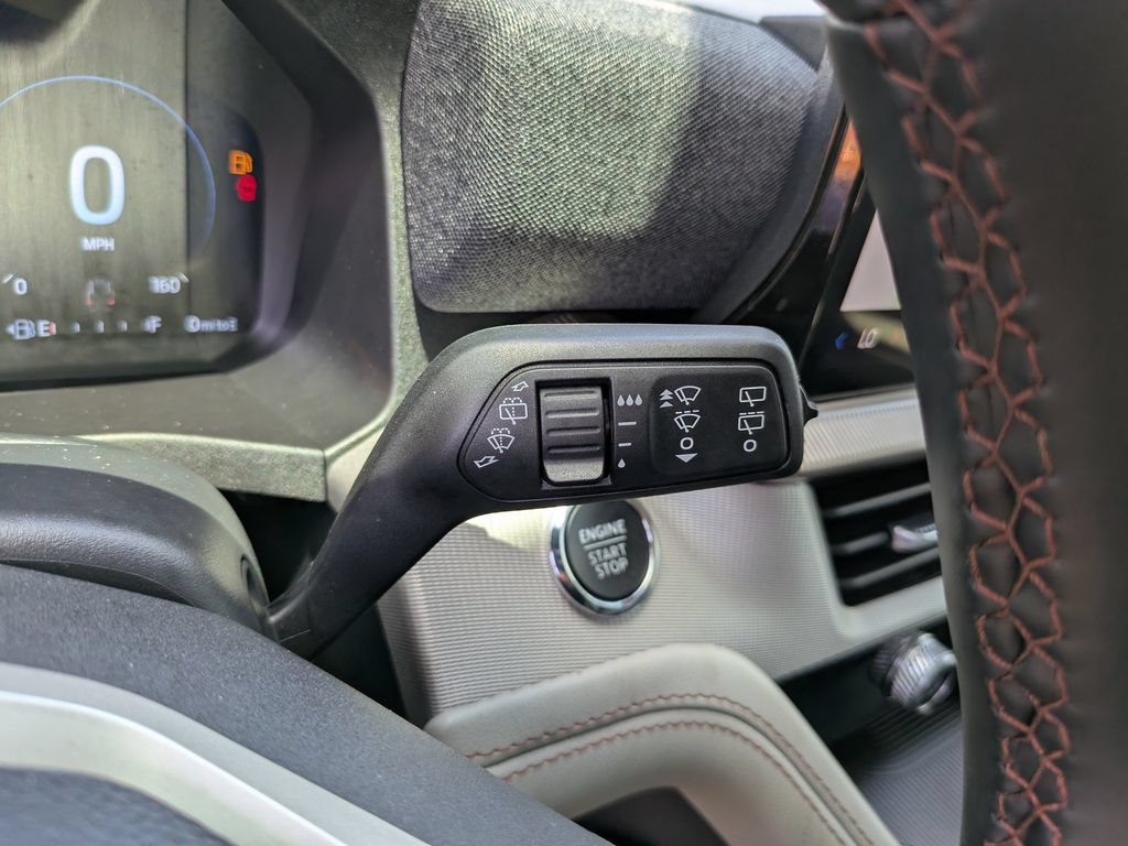Used 2026 Ford Explorer Active w/ Active Comfort Package RWD image 33