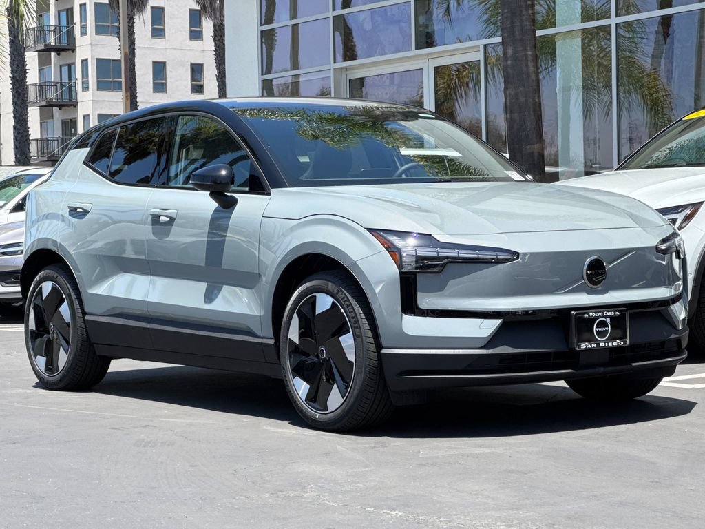 New 2026 Volvo EX30 Plus w/ Climate Package AWD/4WD image 7
