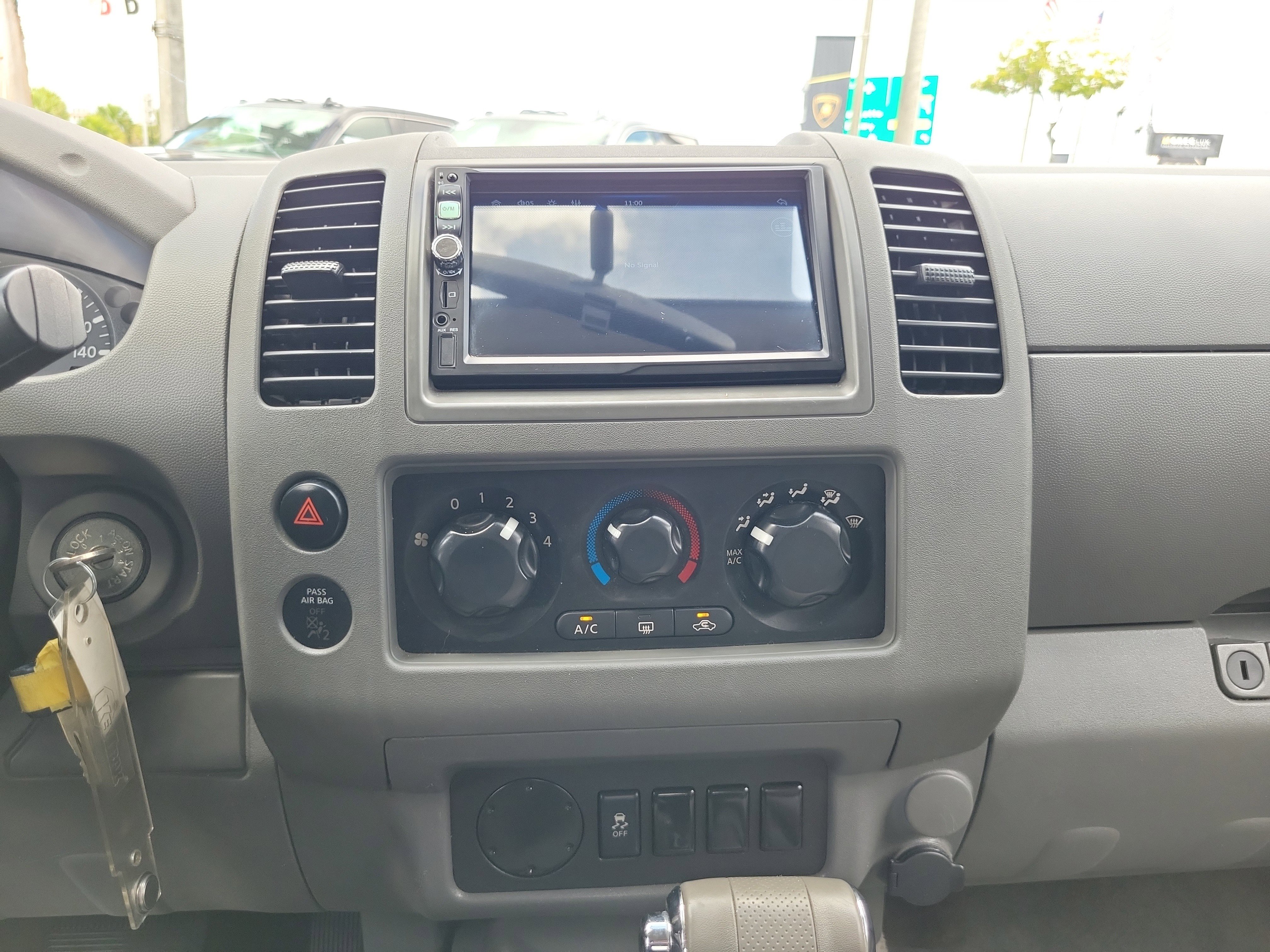 Used 2012 Nissan Frontier S RWD image 15