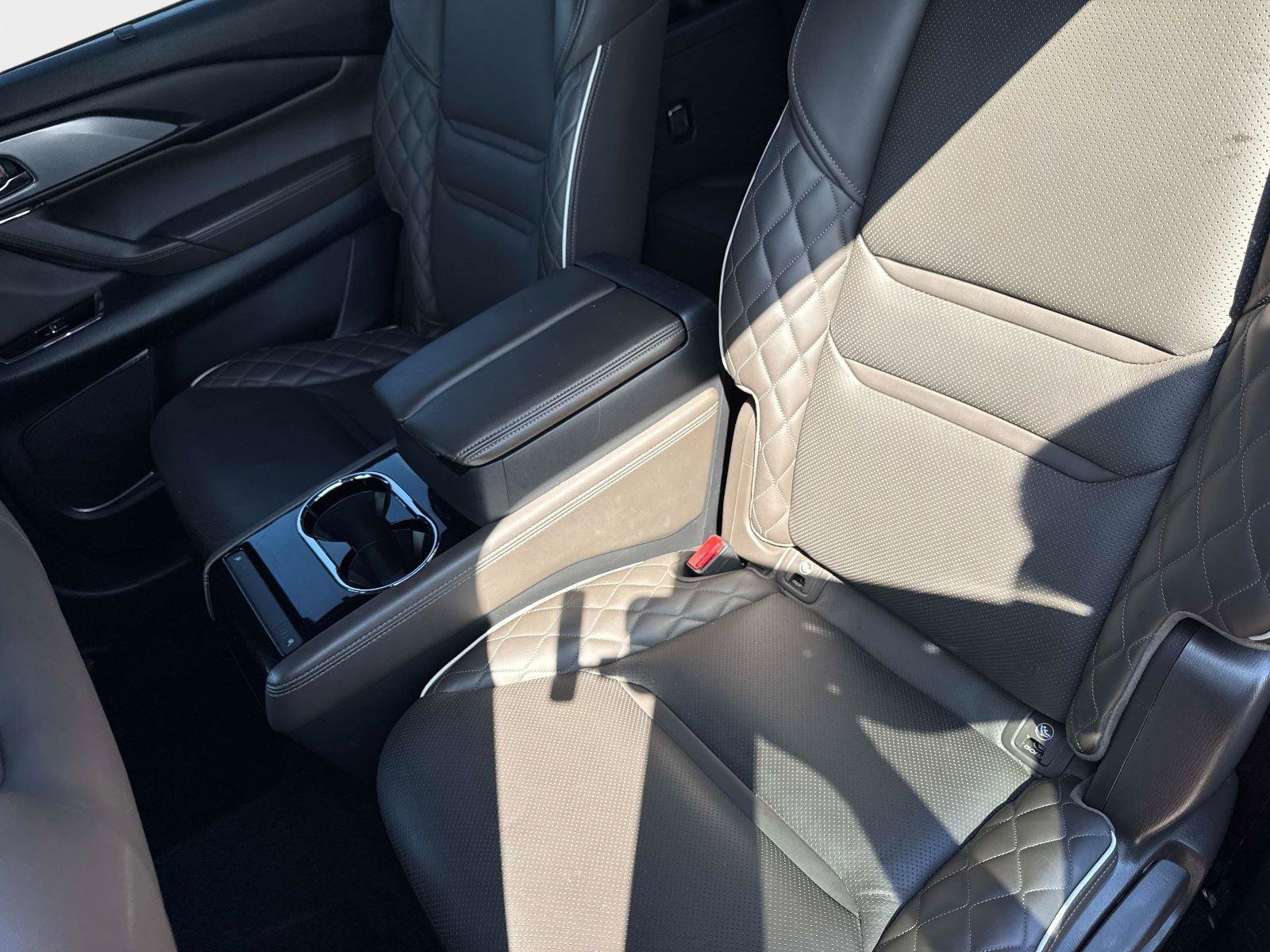 Used 2023 MAZDA CX-9 Signature image 13