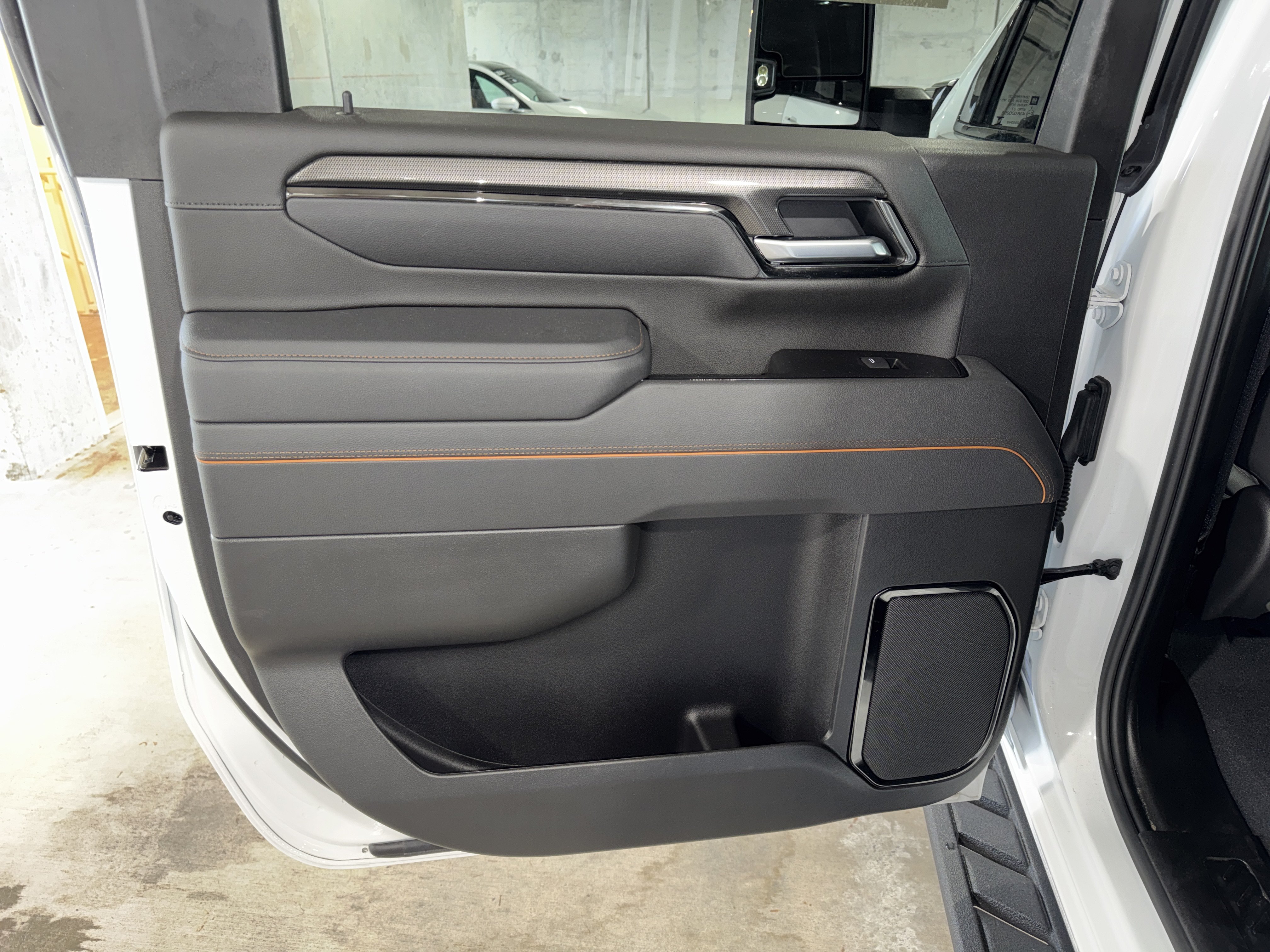 Used 2026 GMC Sierra 2500 AT4 w/ AT4 Premium Plus Package AWD/4WD image 15